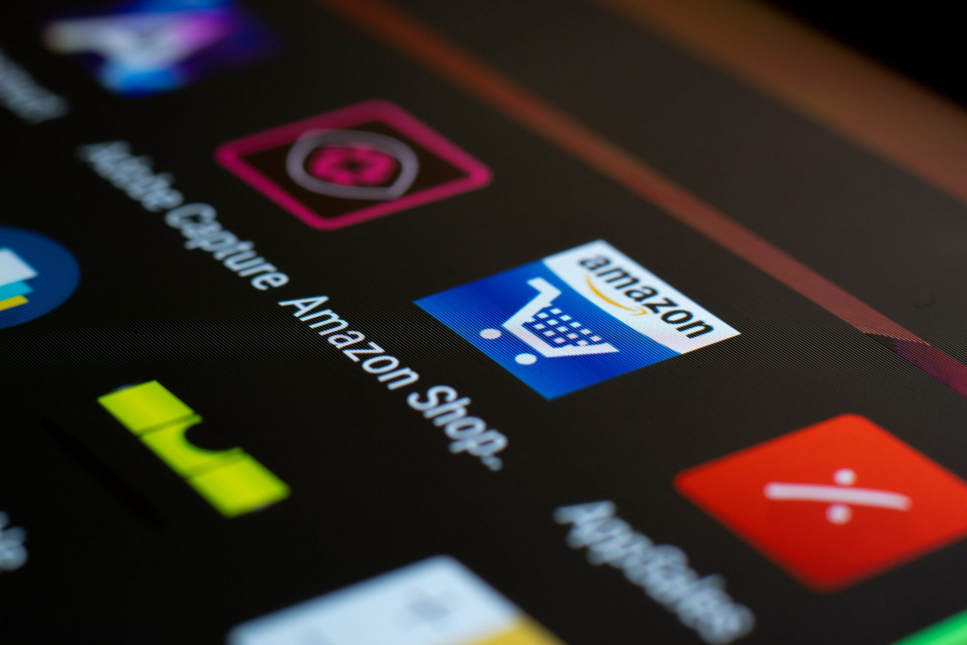 Union Vote at Amazon Fails – News Roundup Apr. 5-9