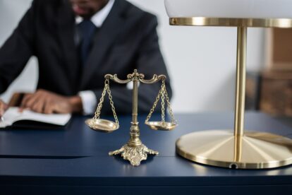 How Does Online Startup Investing Differ From Traditional Venture Capital?